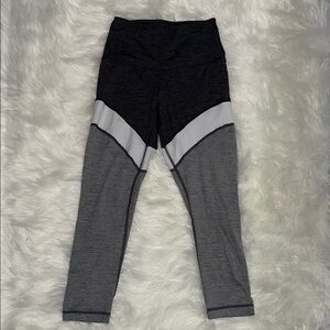 Yogalicious Women's Black and Gray Leggings